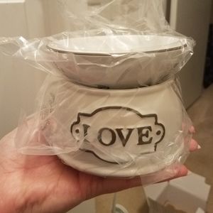 Scentsy Love Warmer